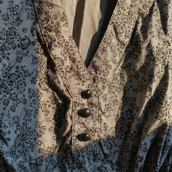 fitted vintage top with flower pattern - Picture 2 of 4